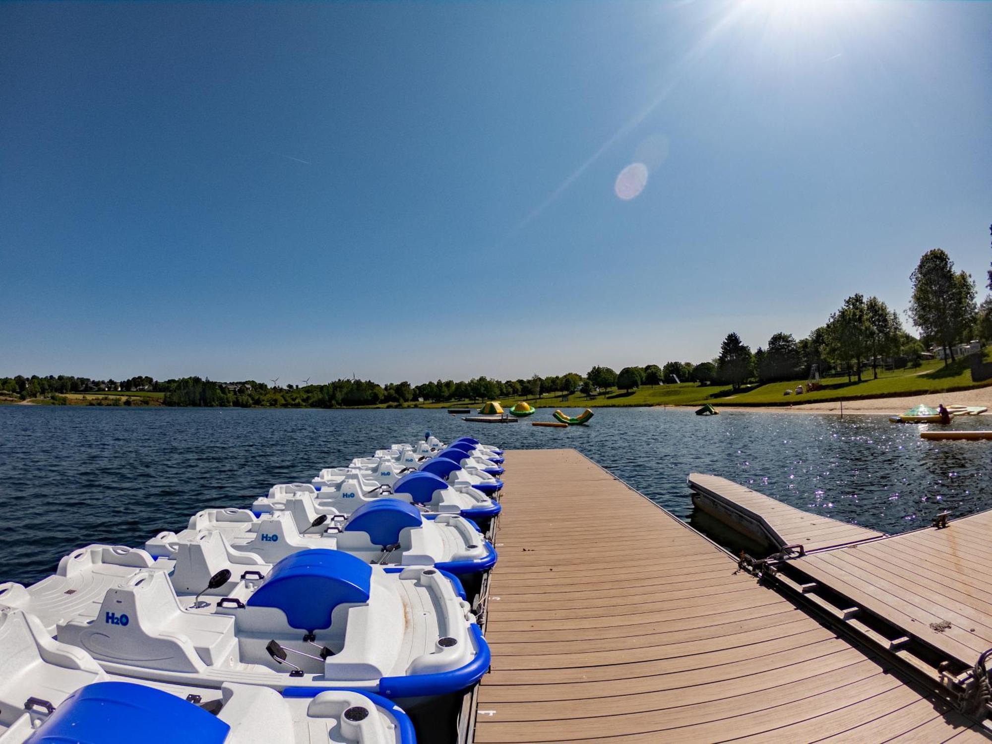 Zentrum Worriken Holiday Cottages ビュートゲンバッ エクステリア 写真